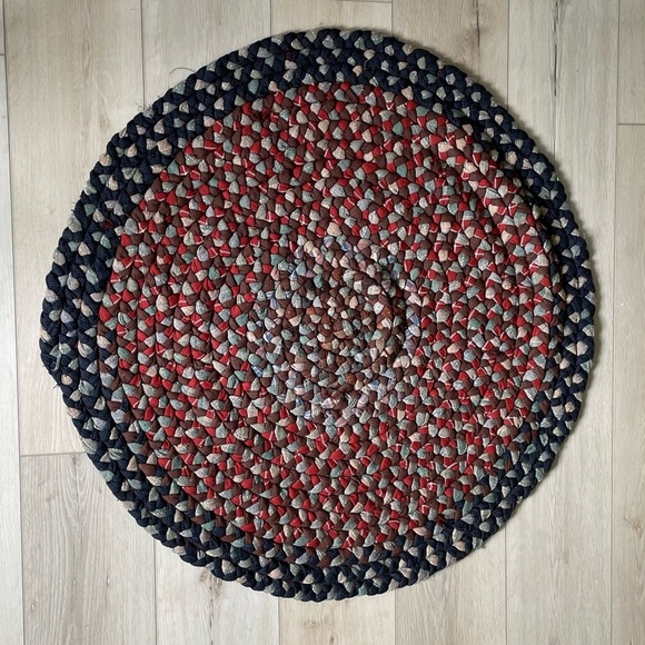 Handcrafted Bohemian Multicolour Braided Round Rug - Picture 7 of 10